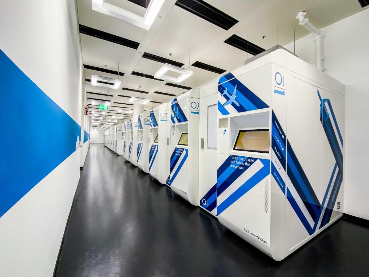 Resting Pods - Zzzleepandgo Wien Airport Schwechat Eksteriør billede